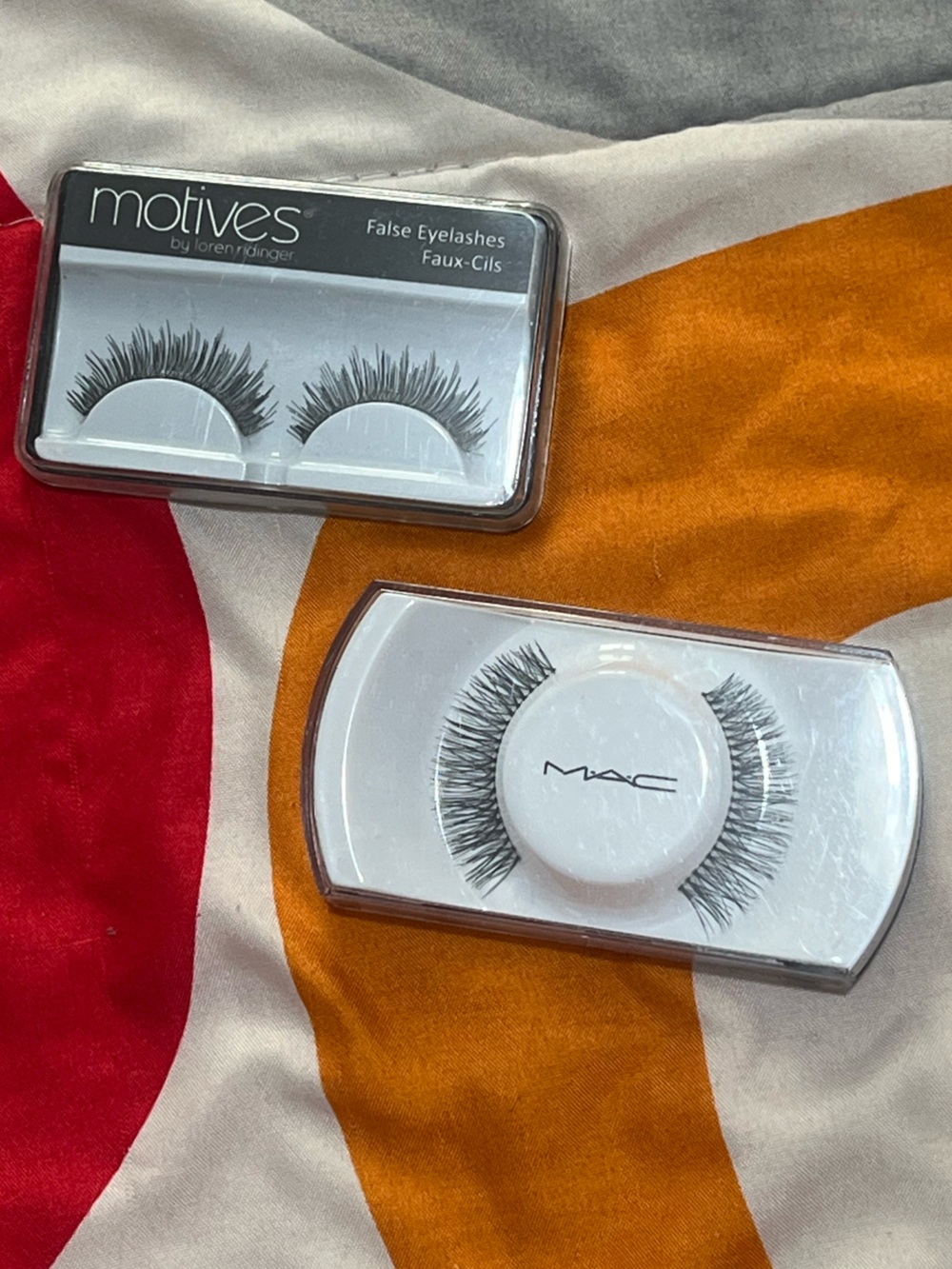 Motives 106 & MAC Black False Eyelashes Duo – Natural Black Lashes